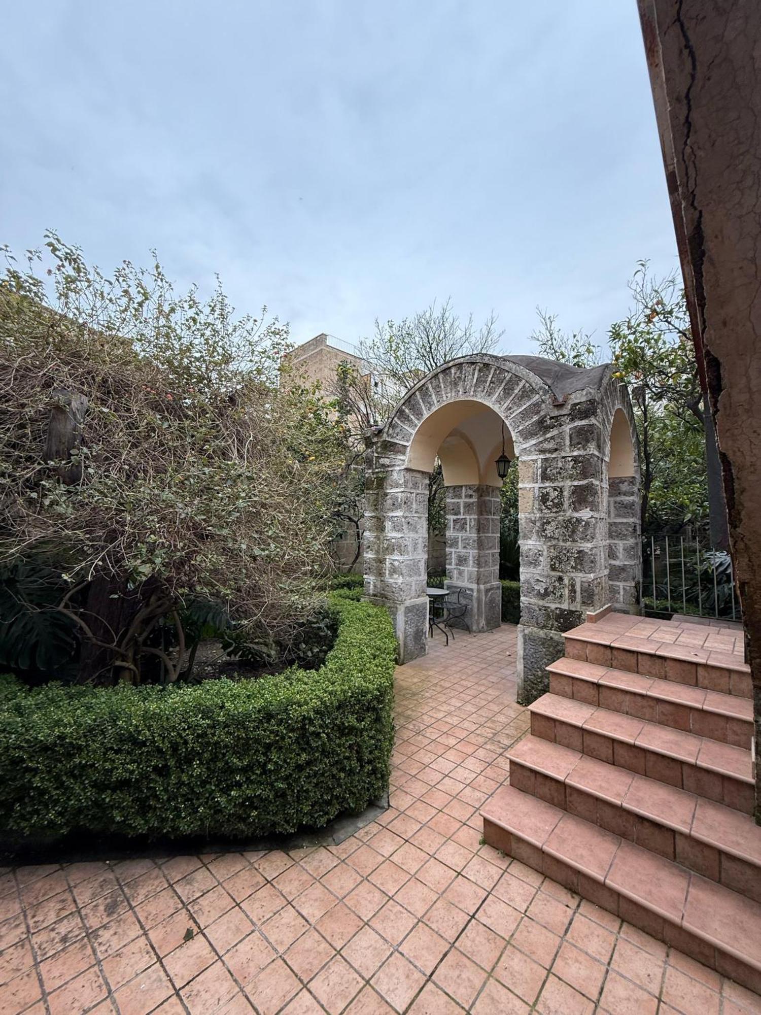 La Lanciolla Apartment *